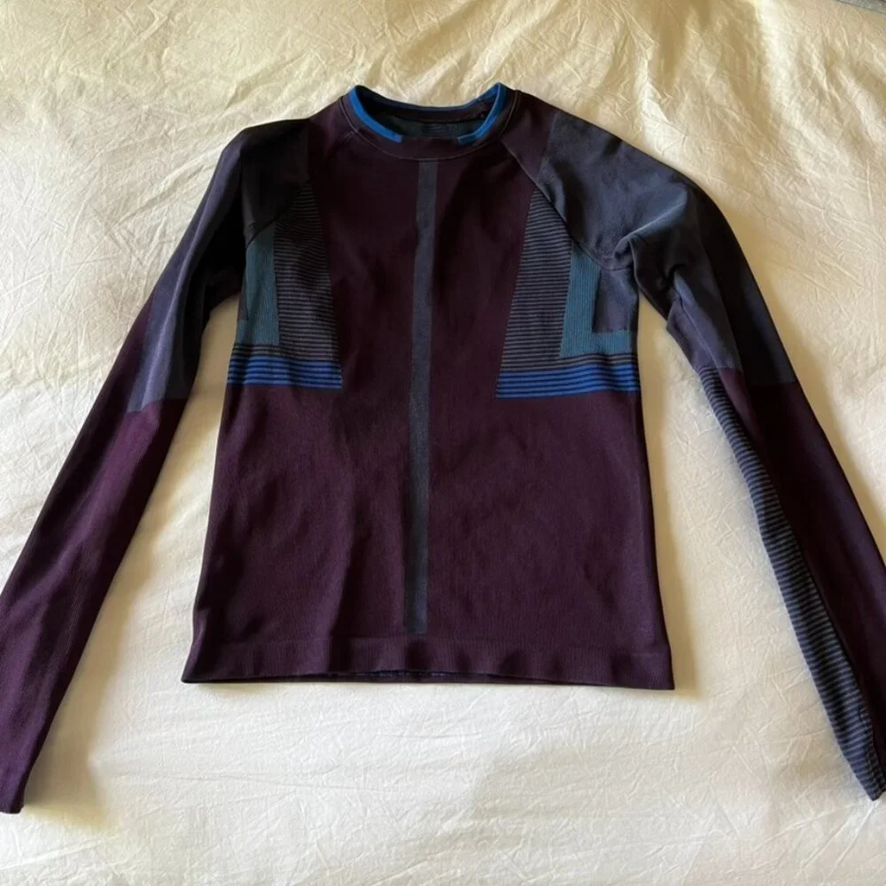 LNDR EUC S/M purple blue fitted workout longsleeve top - Picture 1 of 4